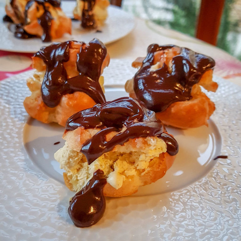 profiteroles