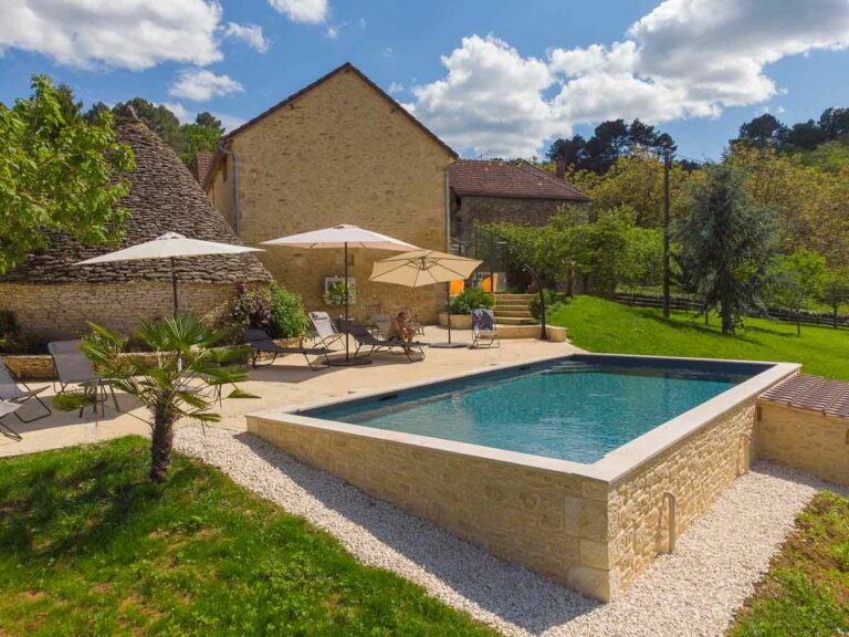 piscine en pierre