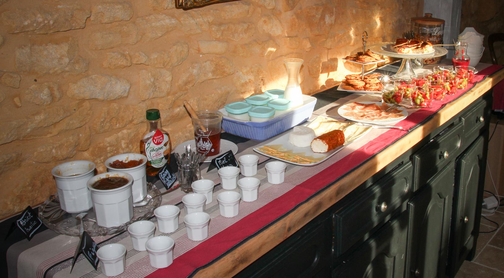 Photo 6/6 — Gîte insolite « Aux Bories de Marquay · Marquay, Dordogne » à Marquay Dordogne